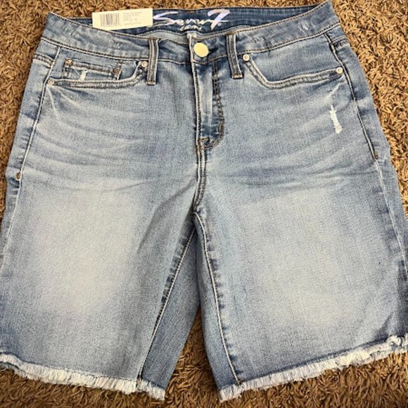 NWT-Seven7 9" Inseam Sunset Bermuda - $15 - Picture 1 of 3